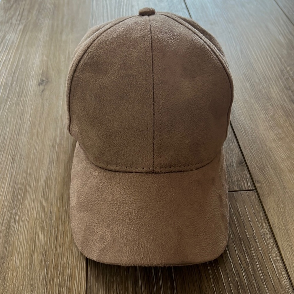 Women’s H&M suede hat